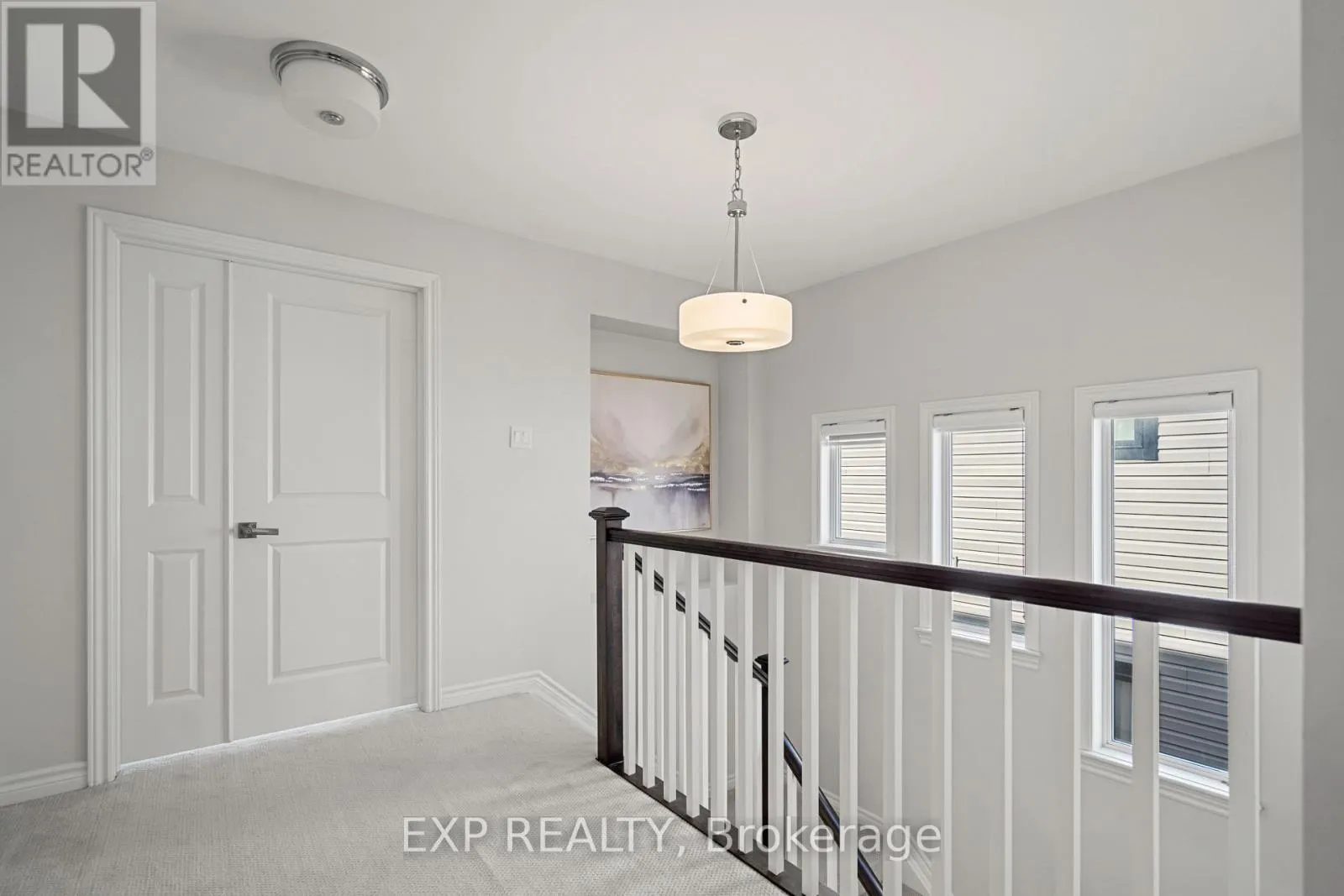 512 EDENWYLDE DRIVE E