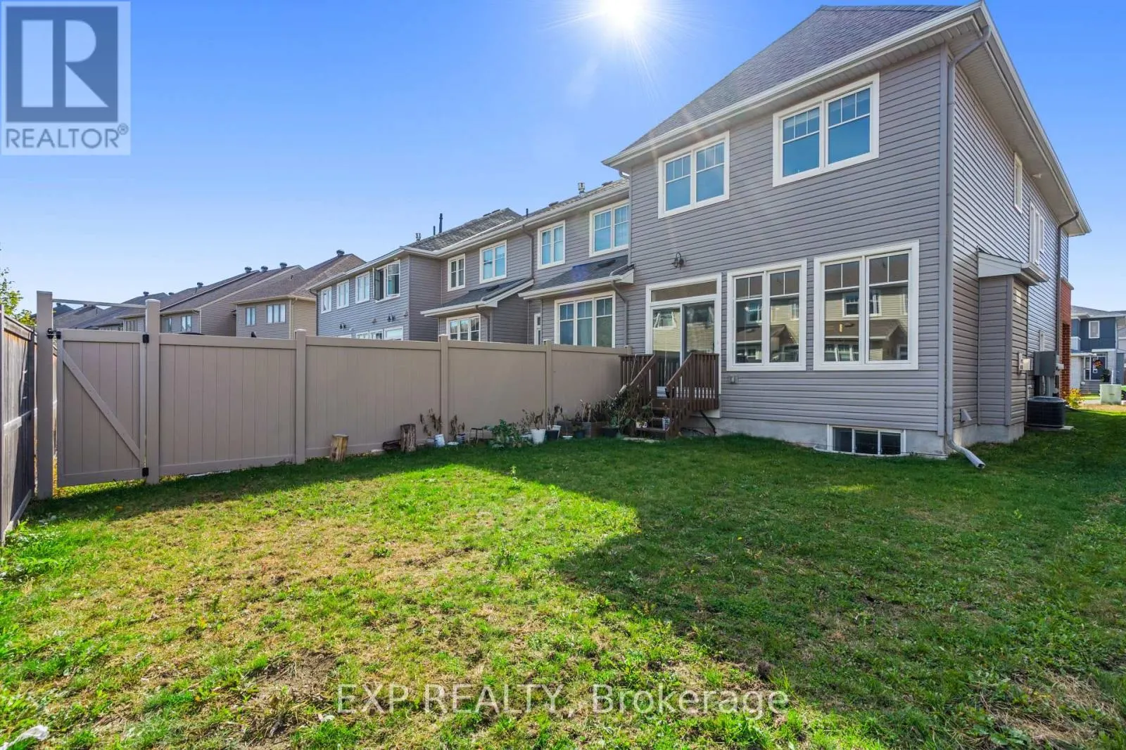 512 EDENWYLDE DRIVE E