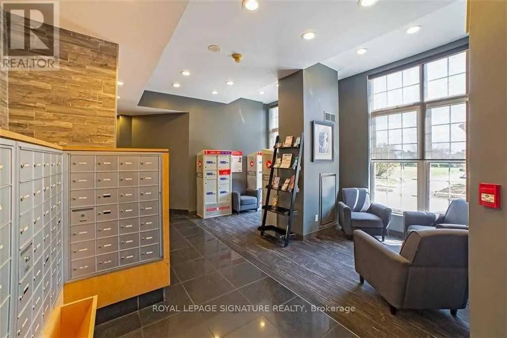 1105 - 135 JAMES STREET S