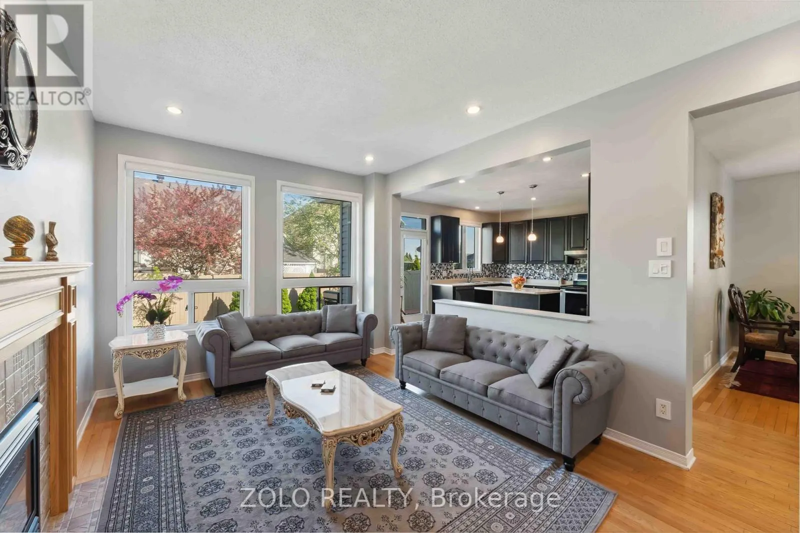 2421 GLANDRIEL CRESCENT