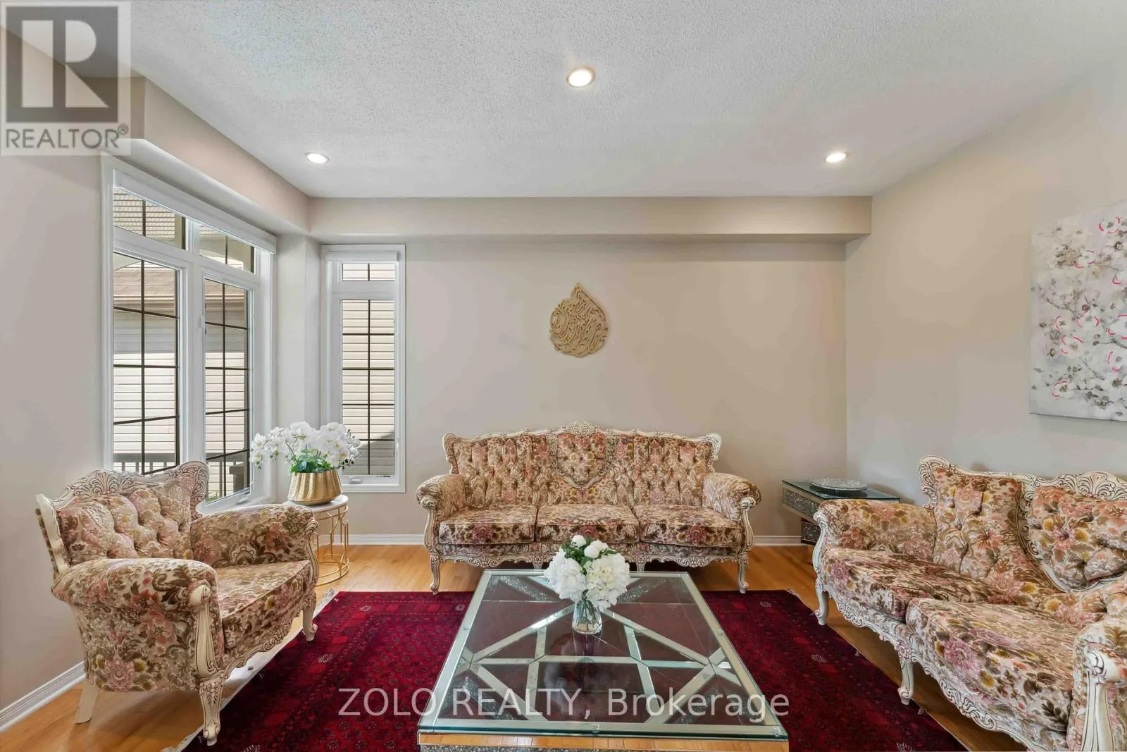 2421 GLANDRIEL CRESCENT