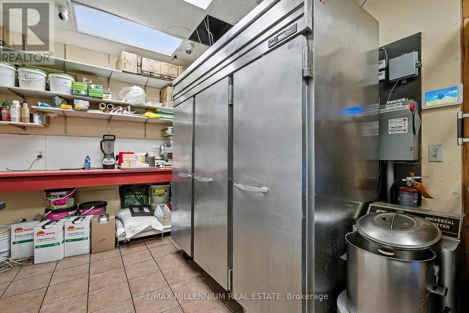 104 - 325 MAX BECKER DRIVE