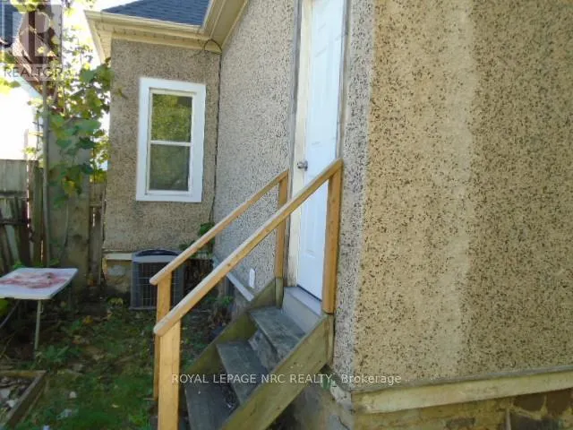 105A WELLAND AVENUE