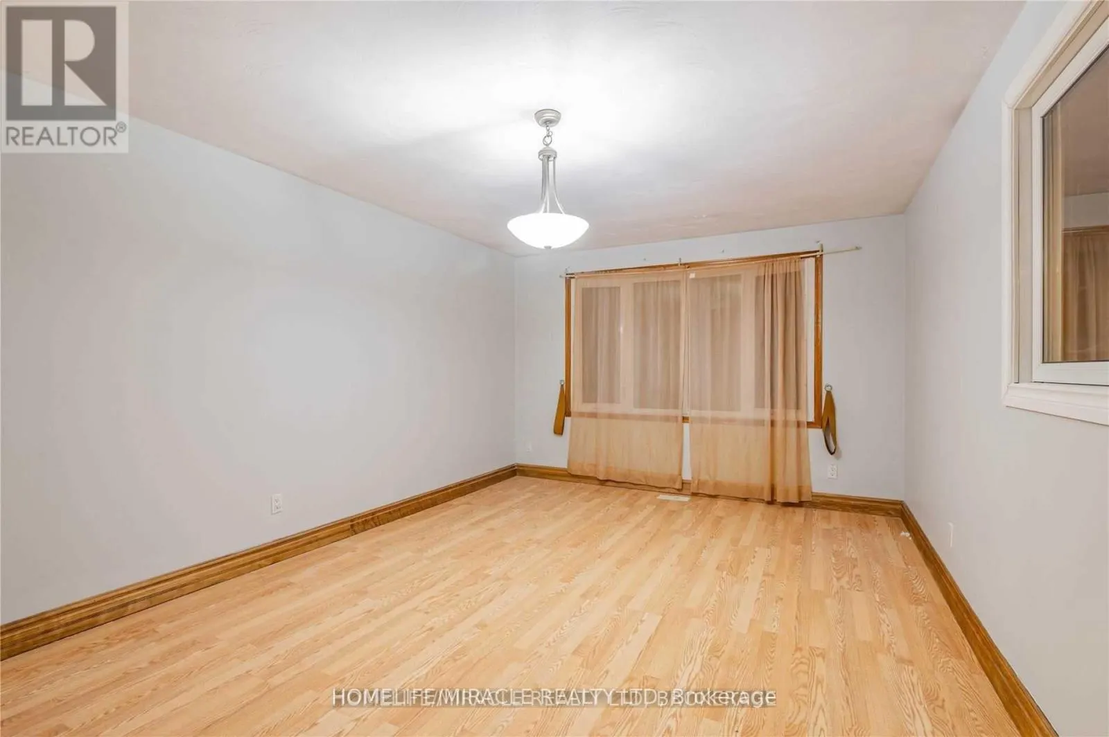 641A SILVERBIRCH ROAD