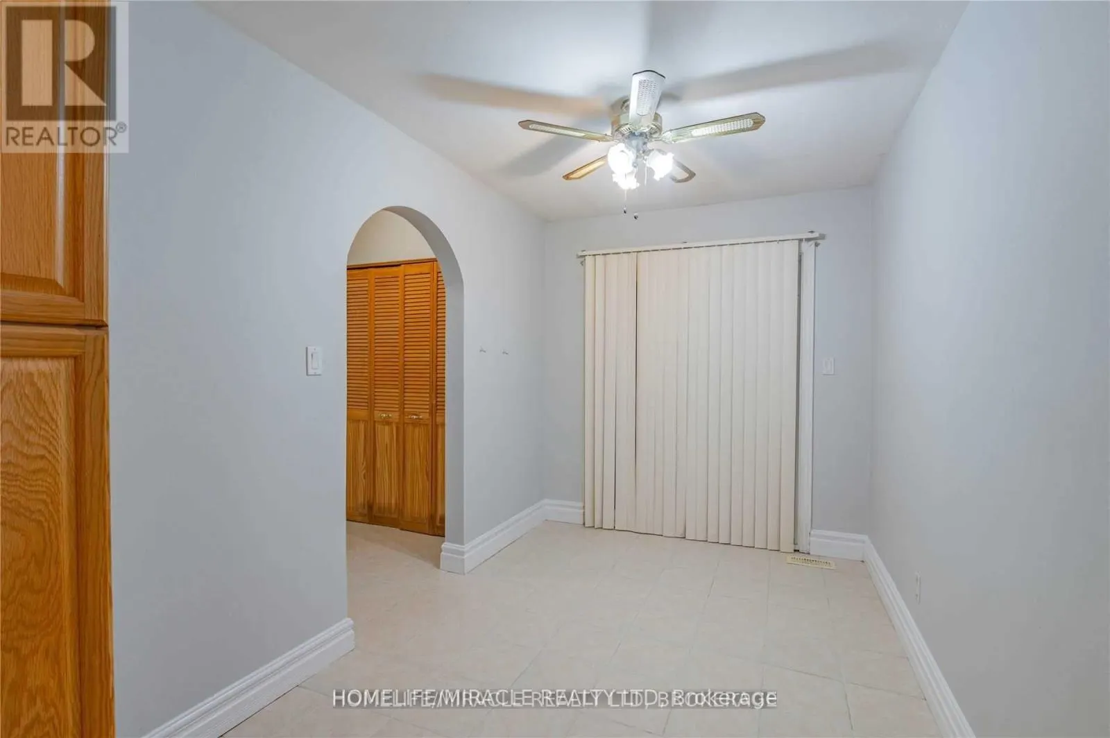 641A SILVERBIRCH ROAD