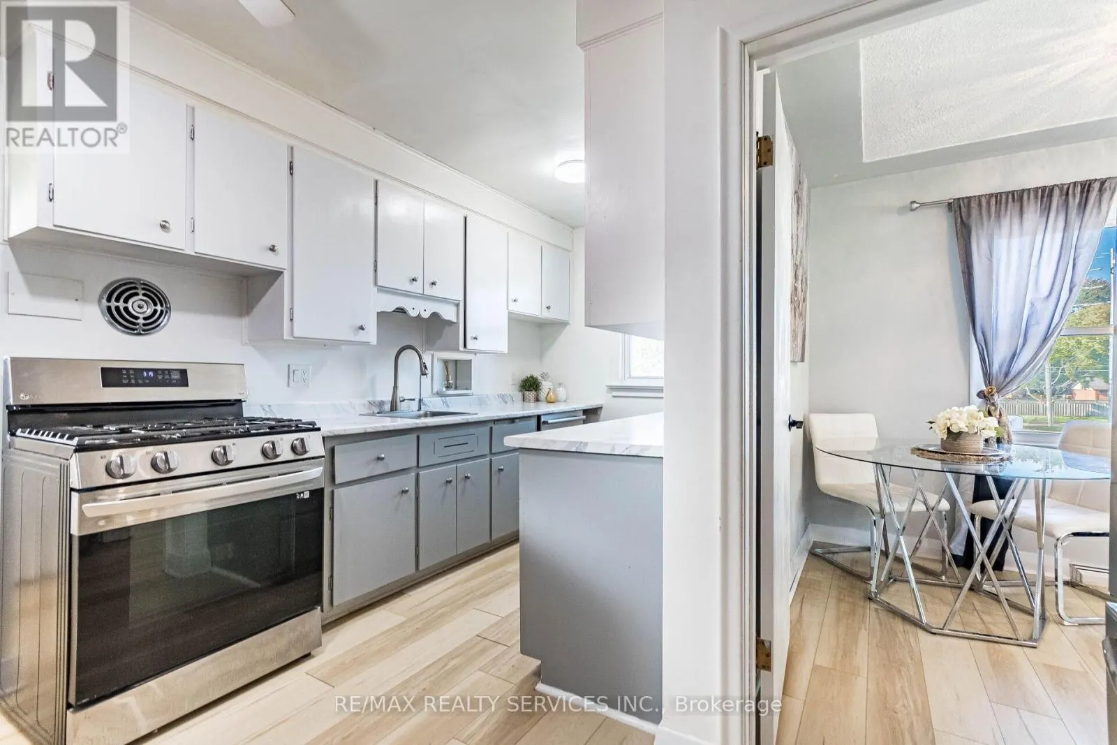 107 WEBER STREET S