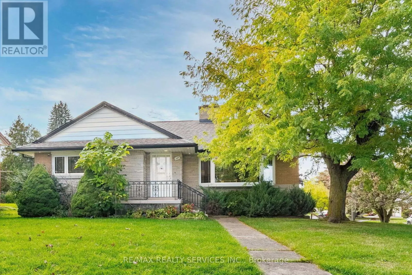107 WEBER STREET S