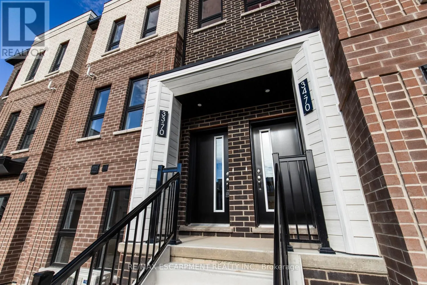 33 - 70 KENESKY DRIVE