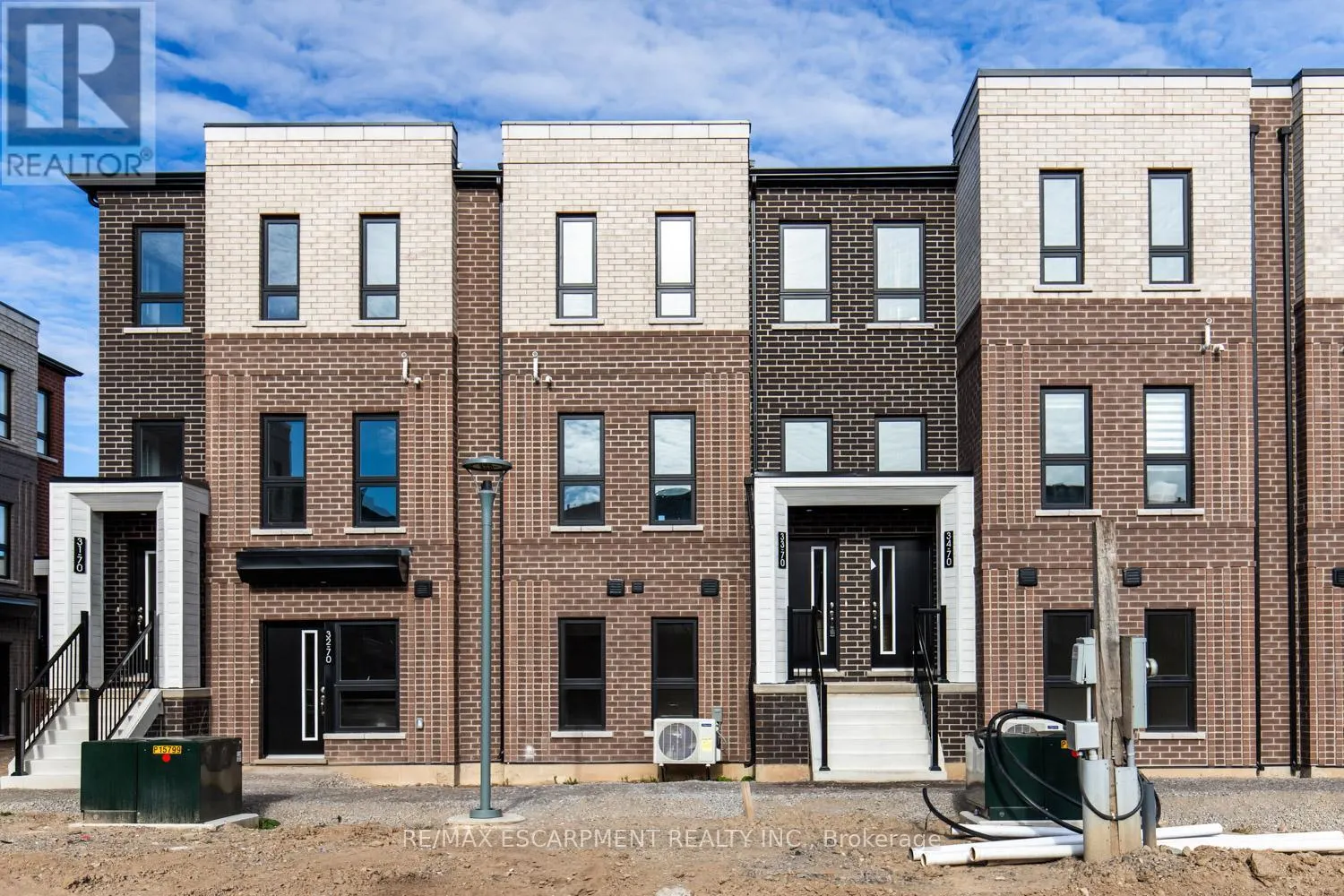 33 - 70 KENESKY DRIVE