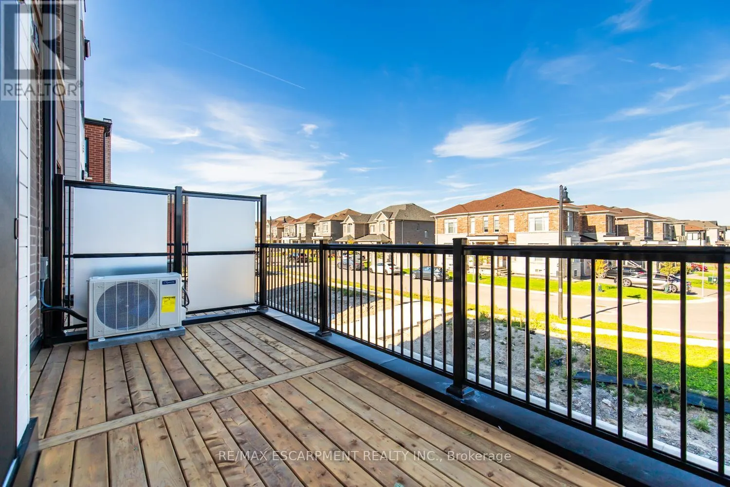 33 - 70 KENESKY DRIVE