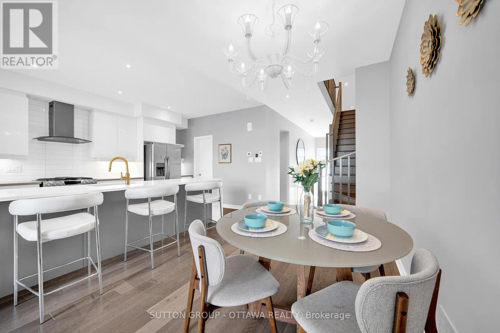 776 CARNELIAN CRESCENT