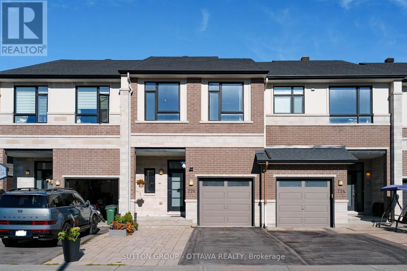 776 CARNELIAN CRESCENT