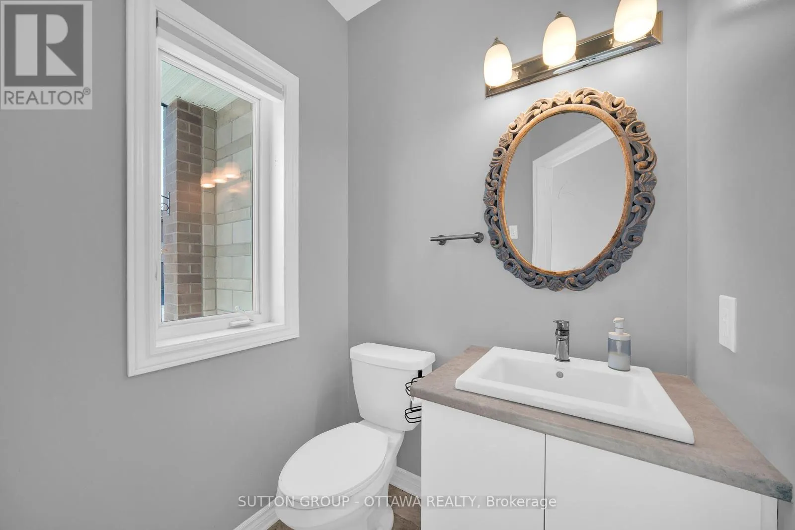 776 CARNELIAN CRESCENT