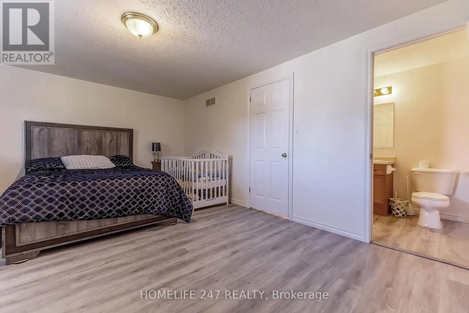 5 - 31 SCHRODER CRESCENT
