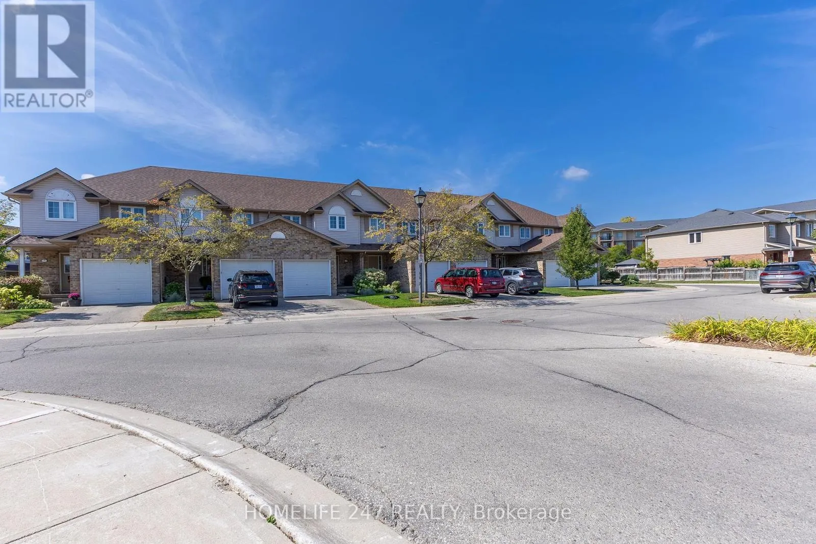 5 - 31 SCHRODER CRESCENT