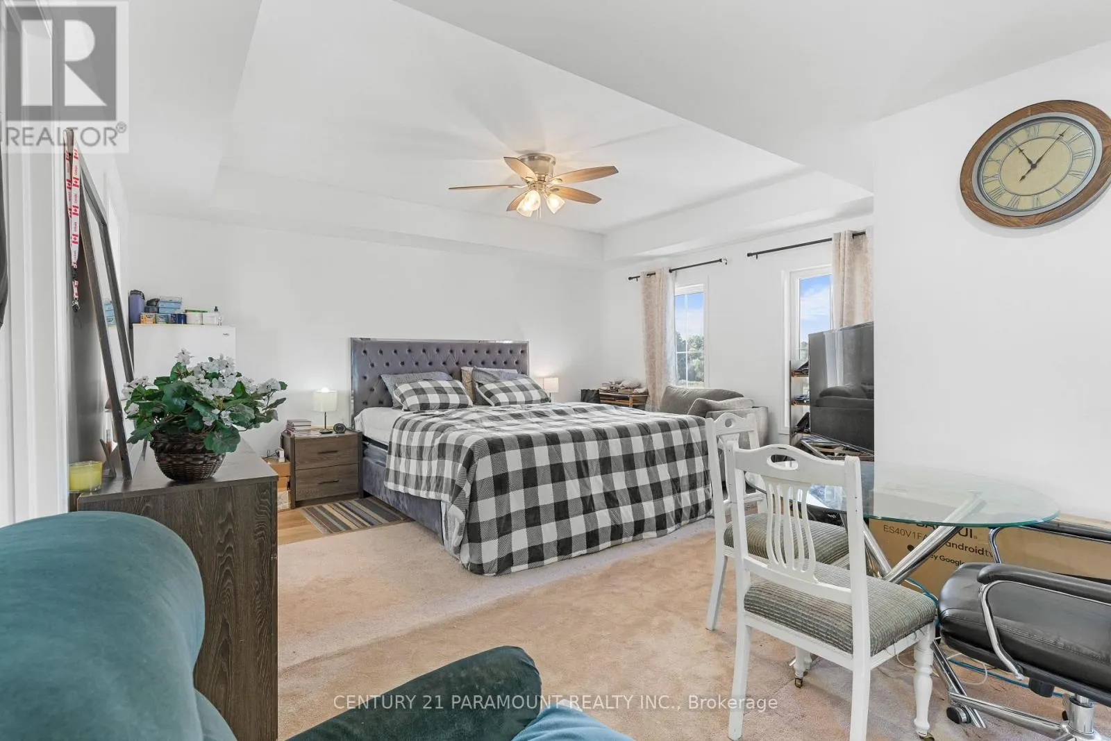 129 SOUTH PELHAM ROAD