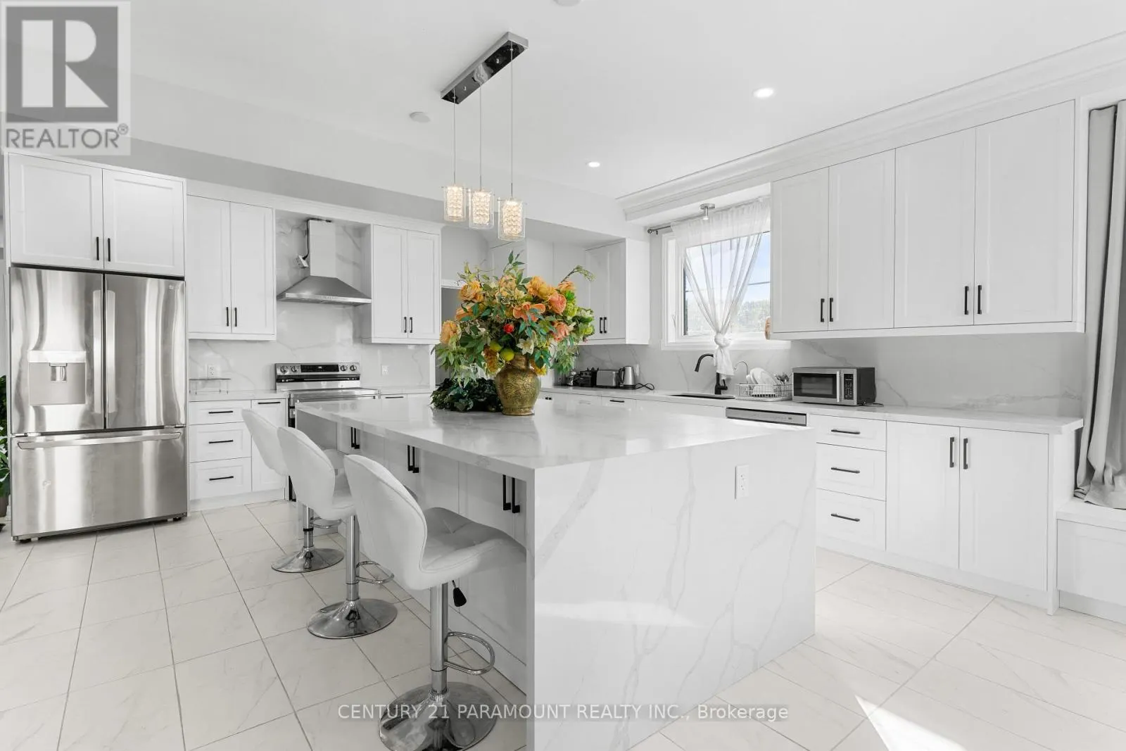 129 SOUTH PELHAM ROAD
