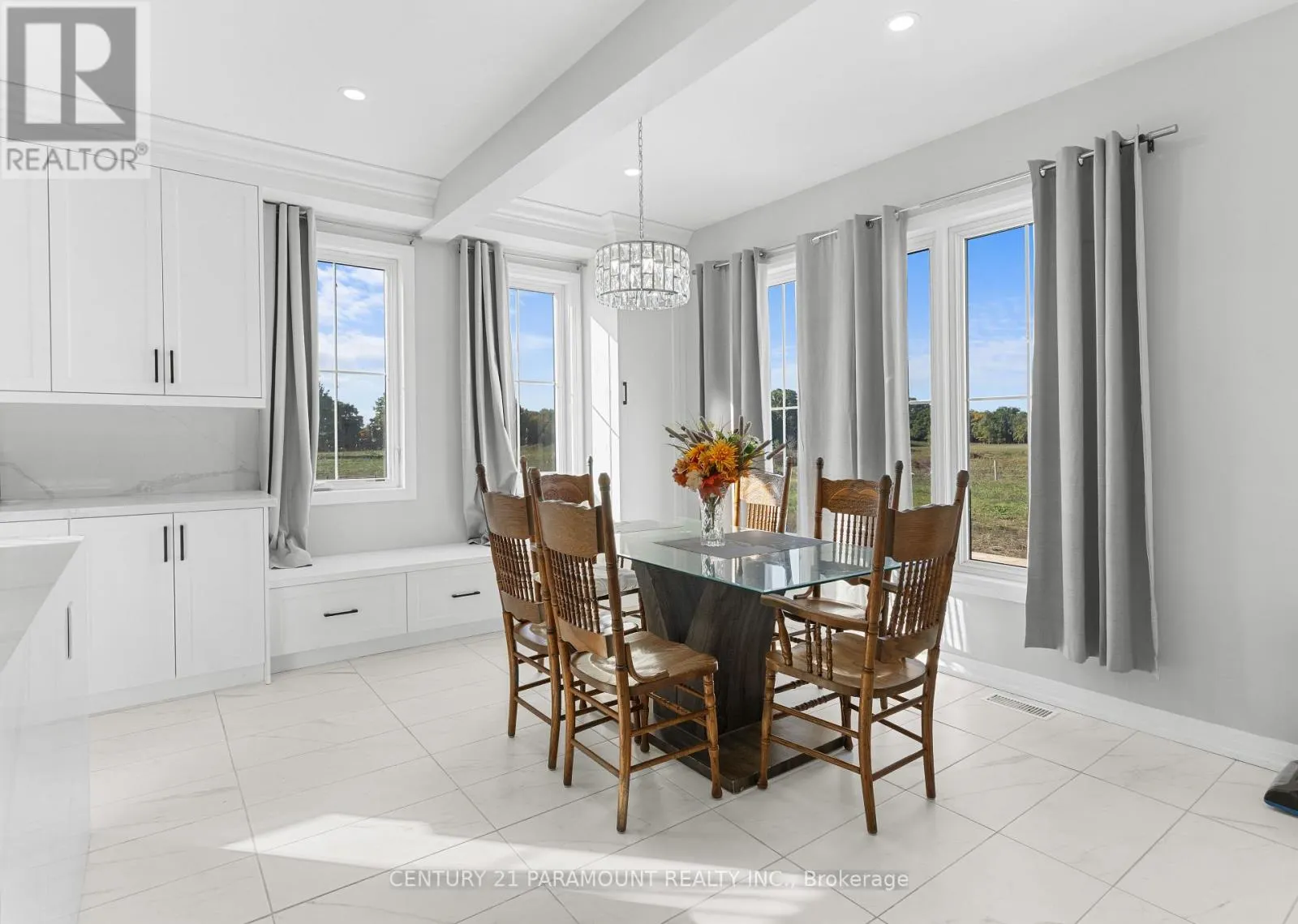 129 SOUTH PELHAM ROAD
