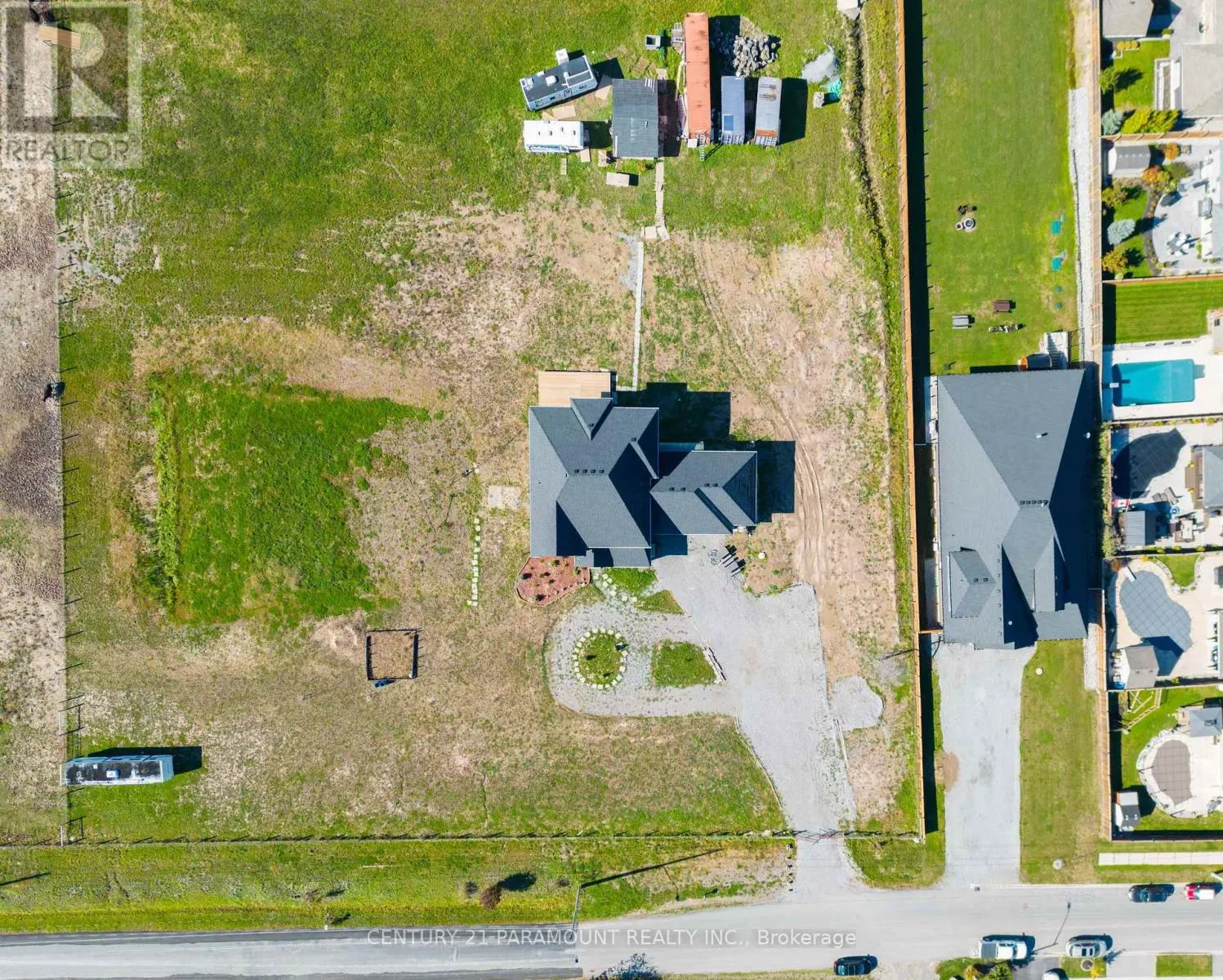129 SOUTH PELHAM ROAD