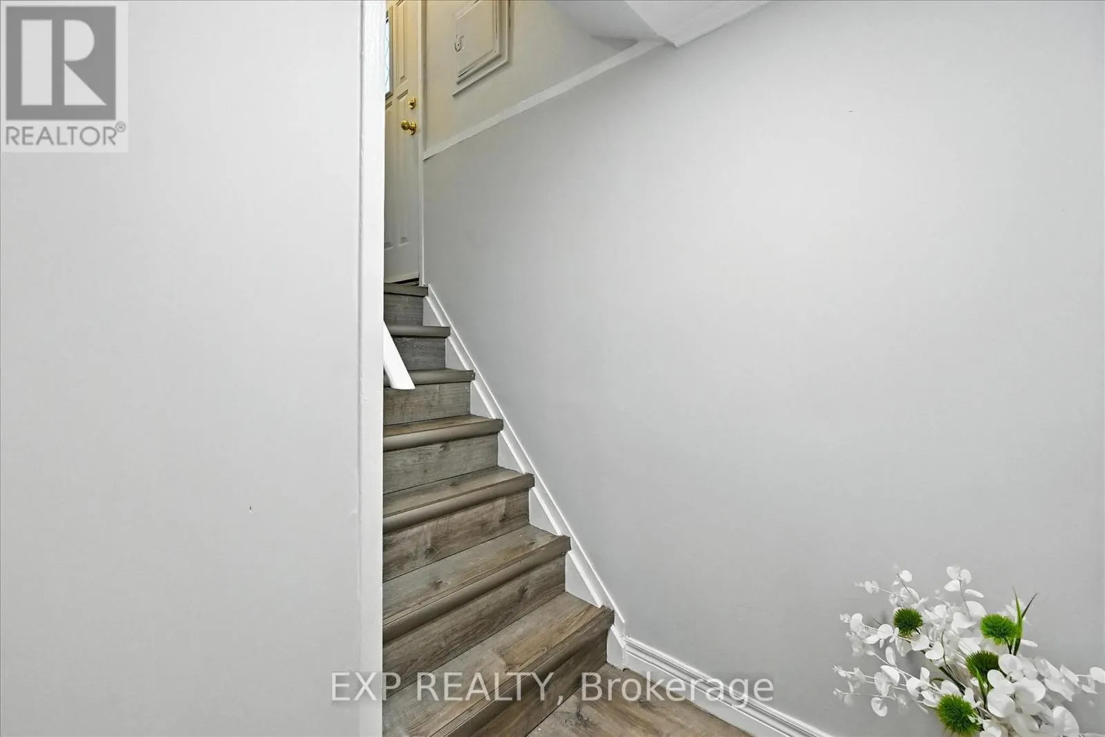 29 WEST 21ST STREET