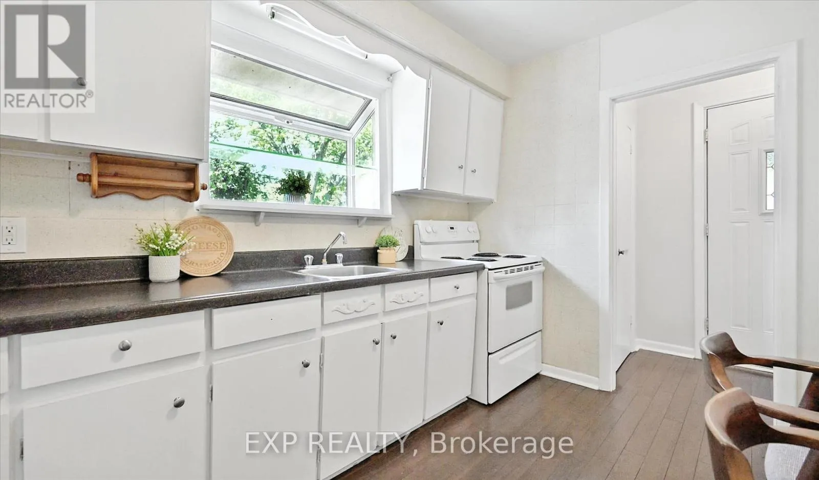 29 WEST 21ST STREET