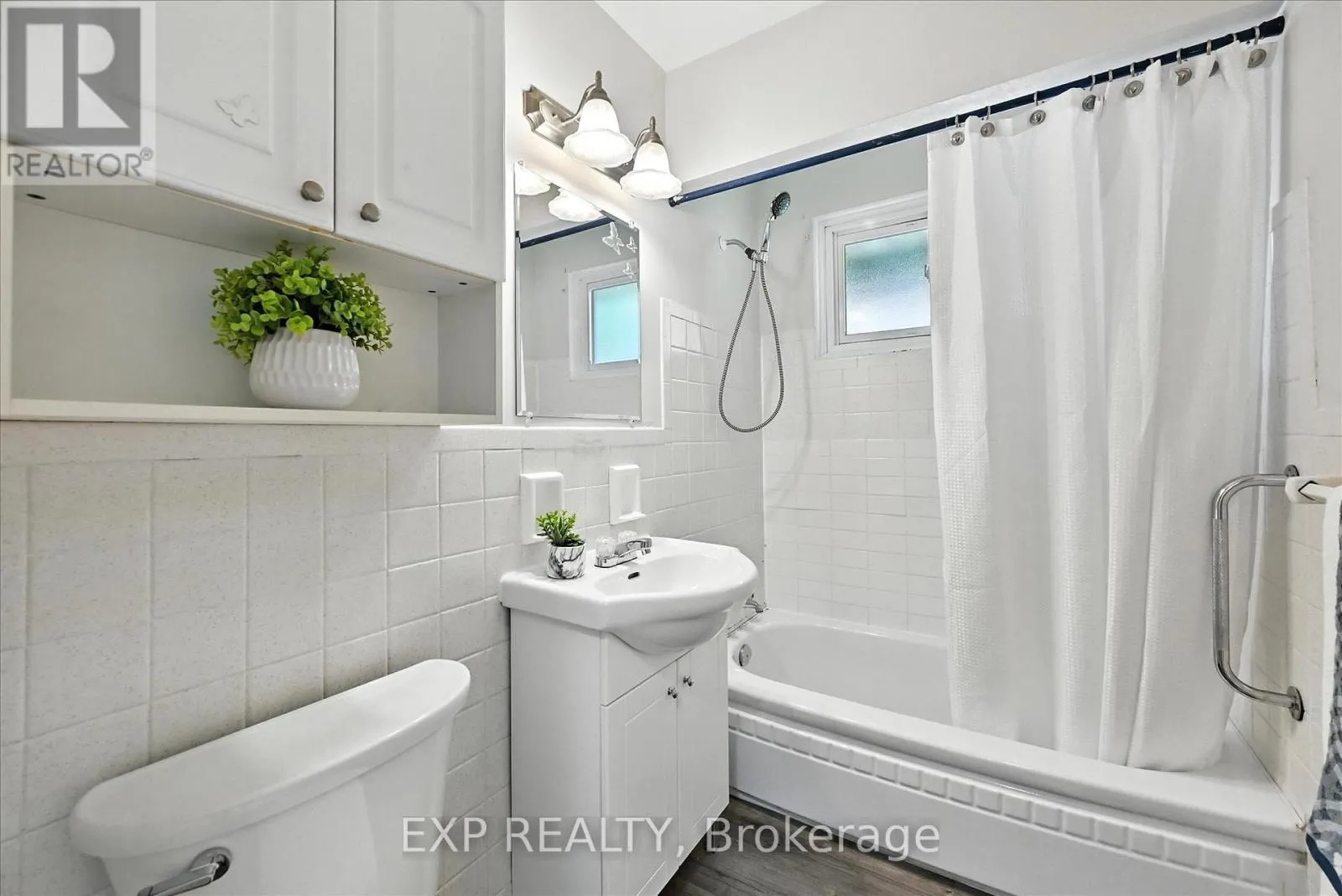29 WEST 21ST STREET