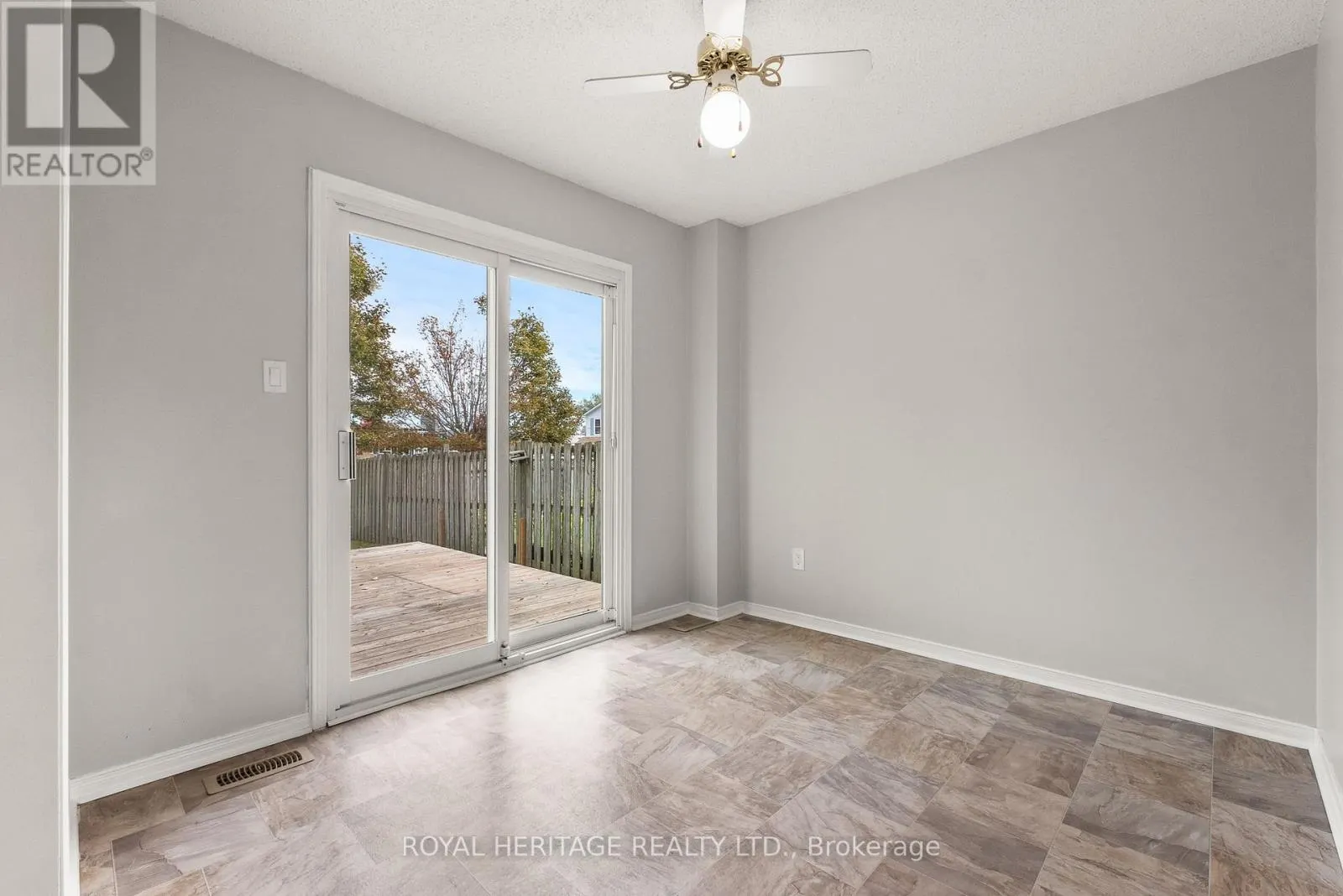892 FAIRBANKS ROAD
