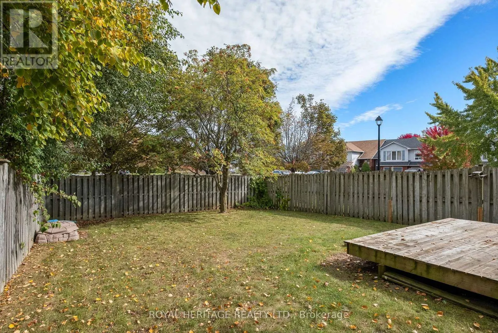 892 FAIRBANKS ROAD