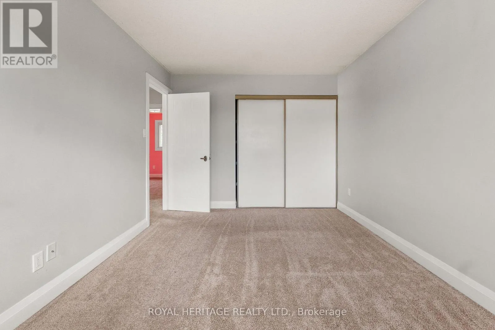 892 FAIRBANKS ROAD