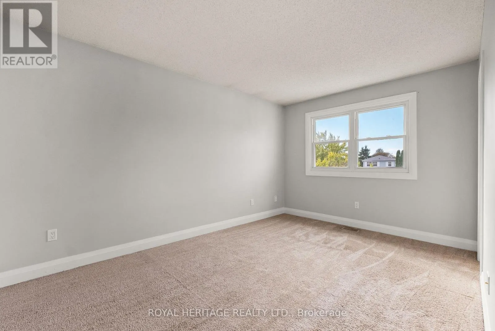 892 FAIRBANKS ROAD