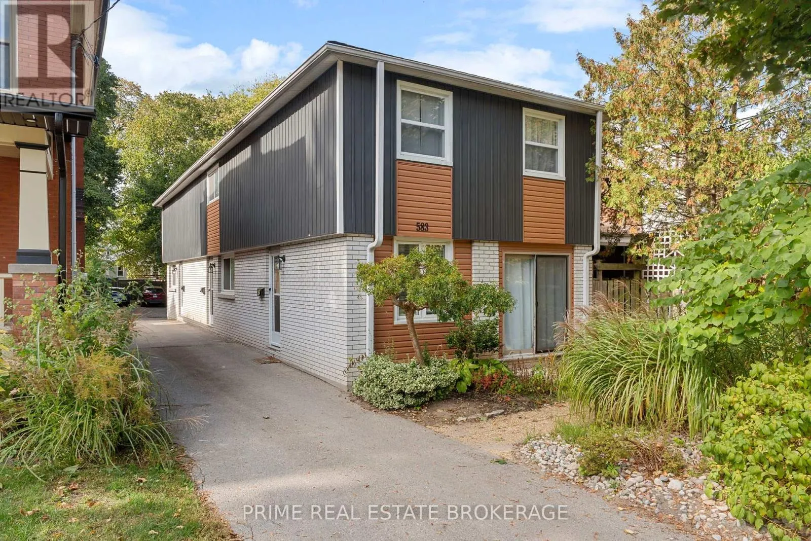 583 MAITLAND STREET