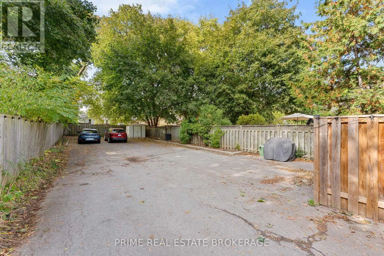 583 MAITLAND STREET