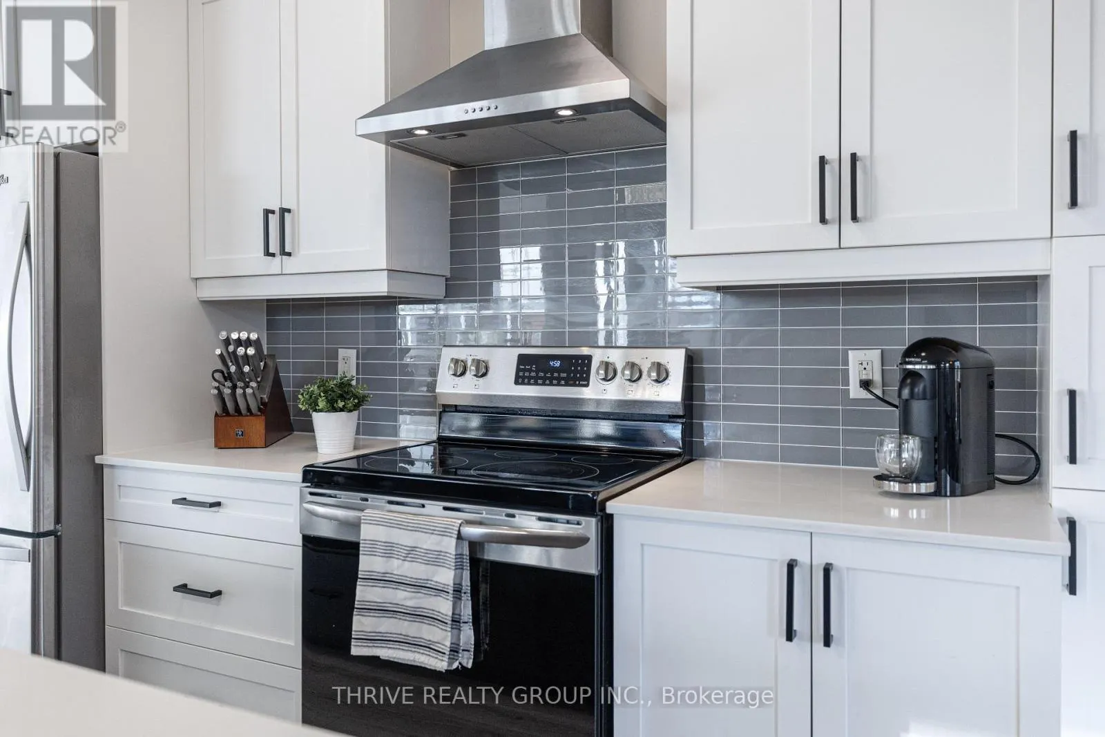 64 - 3025 SINGLETON AVENUE, #64
