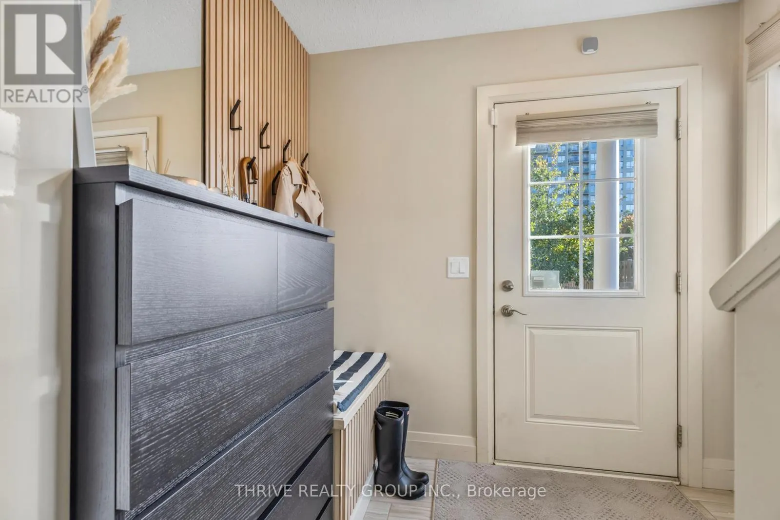 64 - 3025 SINGLETON AVENUE, #64