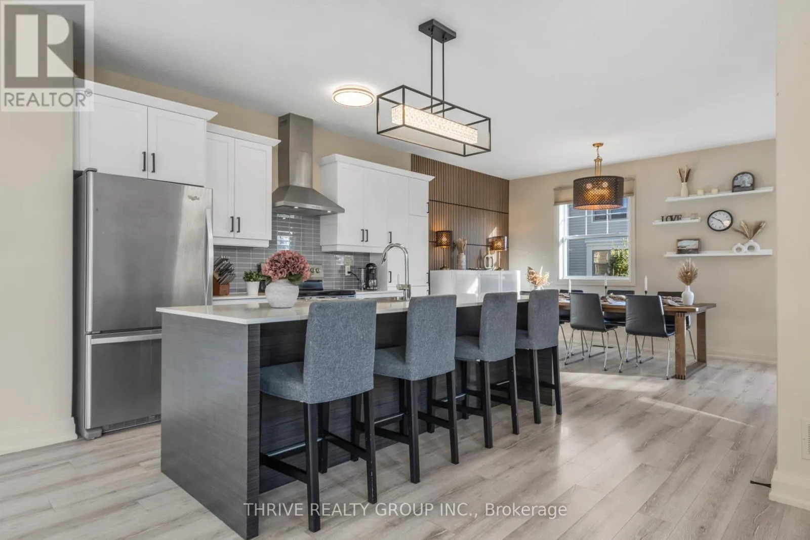 64 - 3025 SINGLETON AVENUE, #64