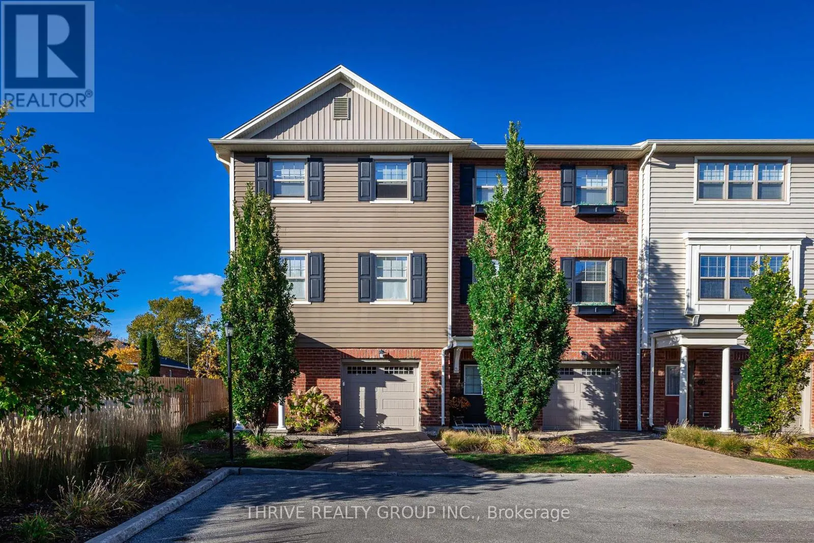 64 - 3025 SINGLETON AVENUE, #64