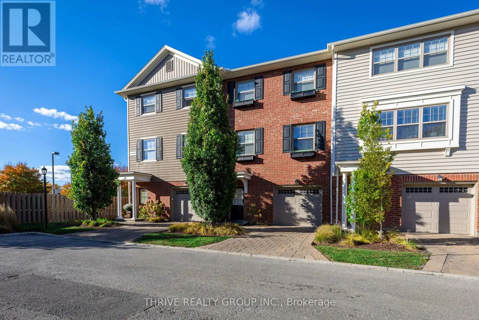 64 - 3025 SINGLETON AVENUE, #64