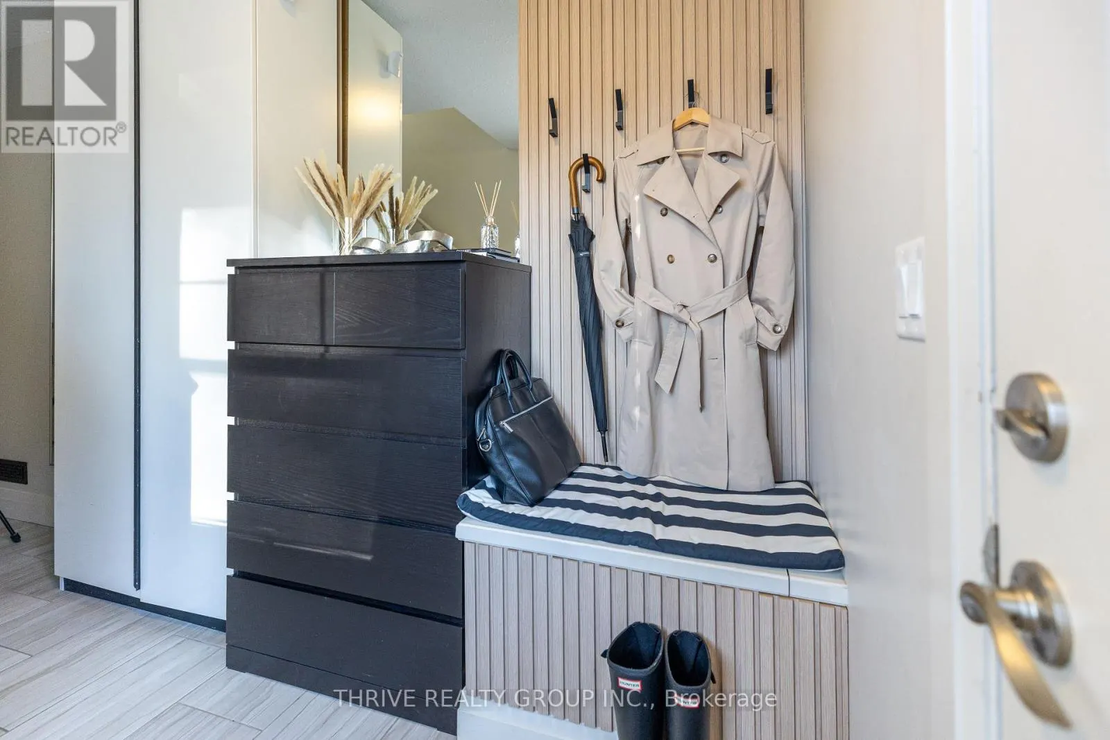 64 - 3025 SINGLETON AVENUE, #64