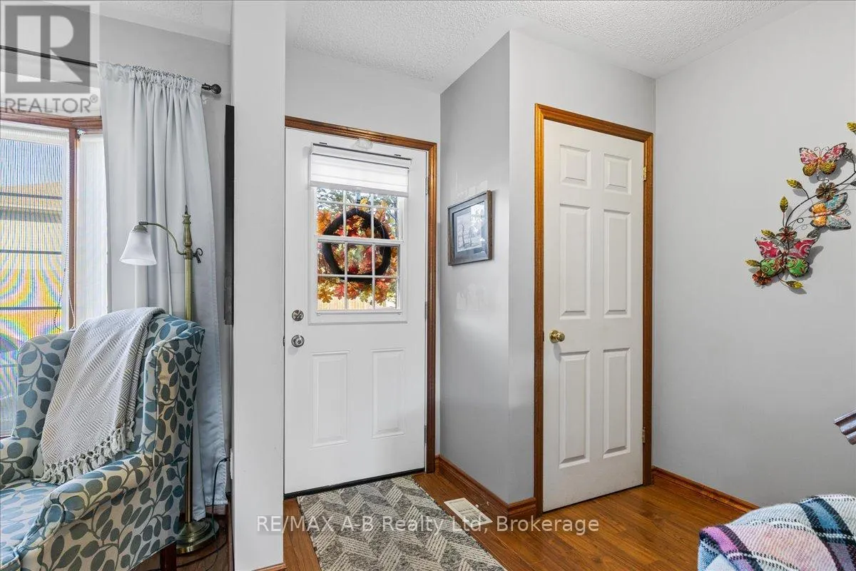 27 - 20 SOUTHVALE ROAD, #27