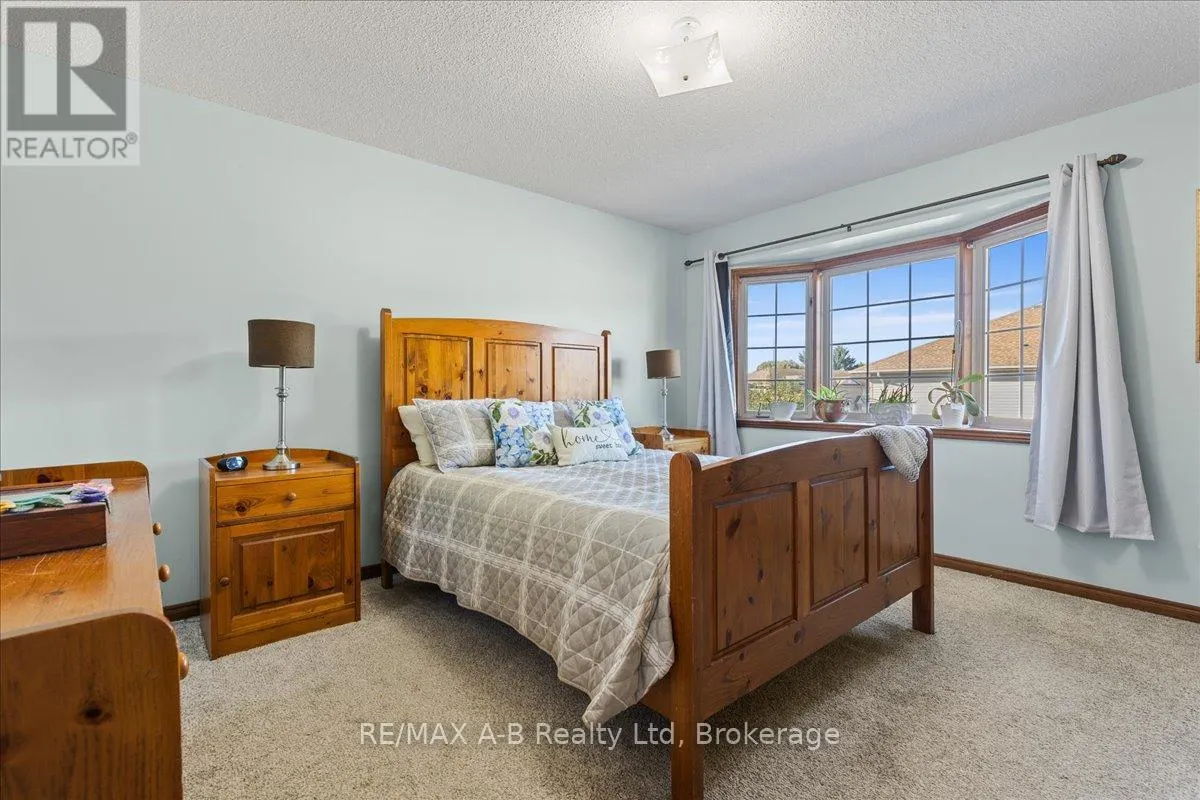 27 - 20 SOUTHVALE ROAD, #27