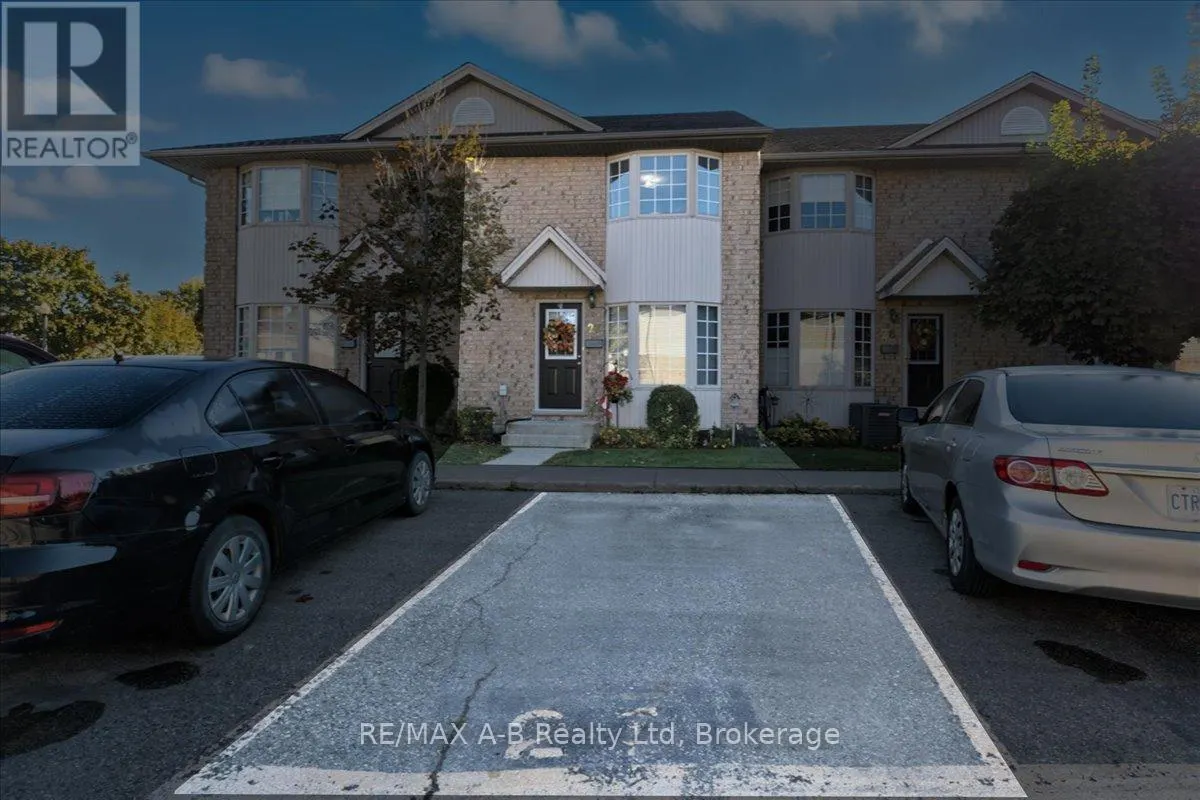27 - 20 SOUTHVALE ROAD, #27