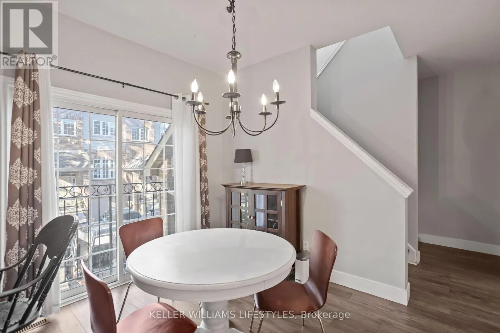 6 - 624 WILLIAM STREET, #6
