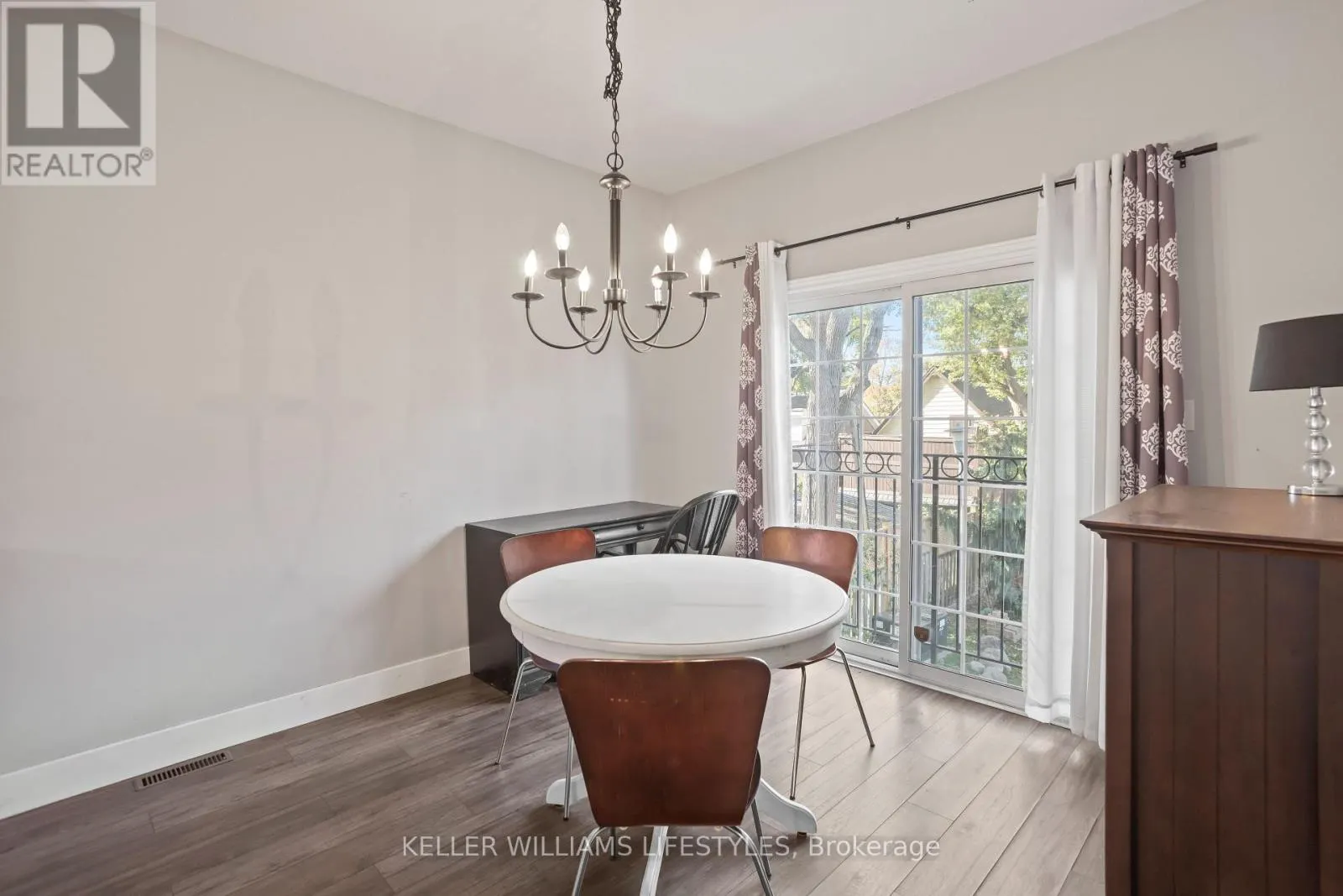 6 - 624 WILLIAM STREET, #6