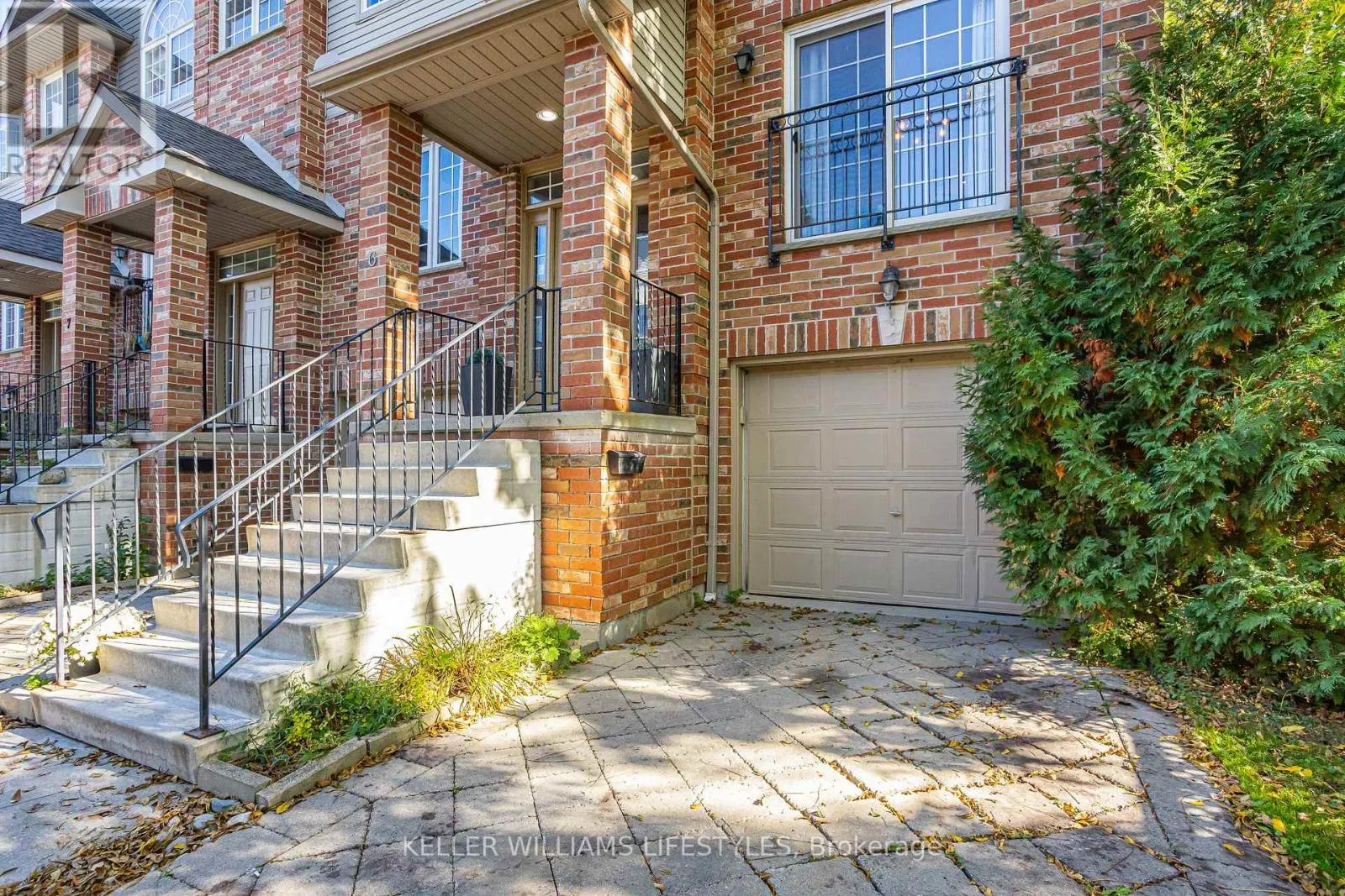 6 - 624 WILLIAM STREET, #6