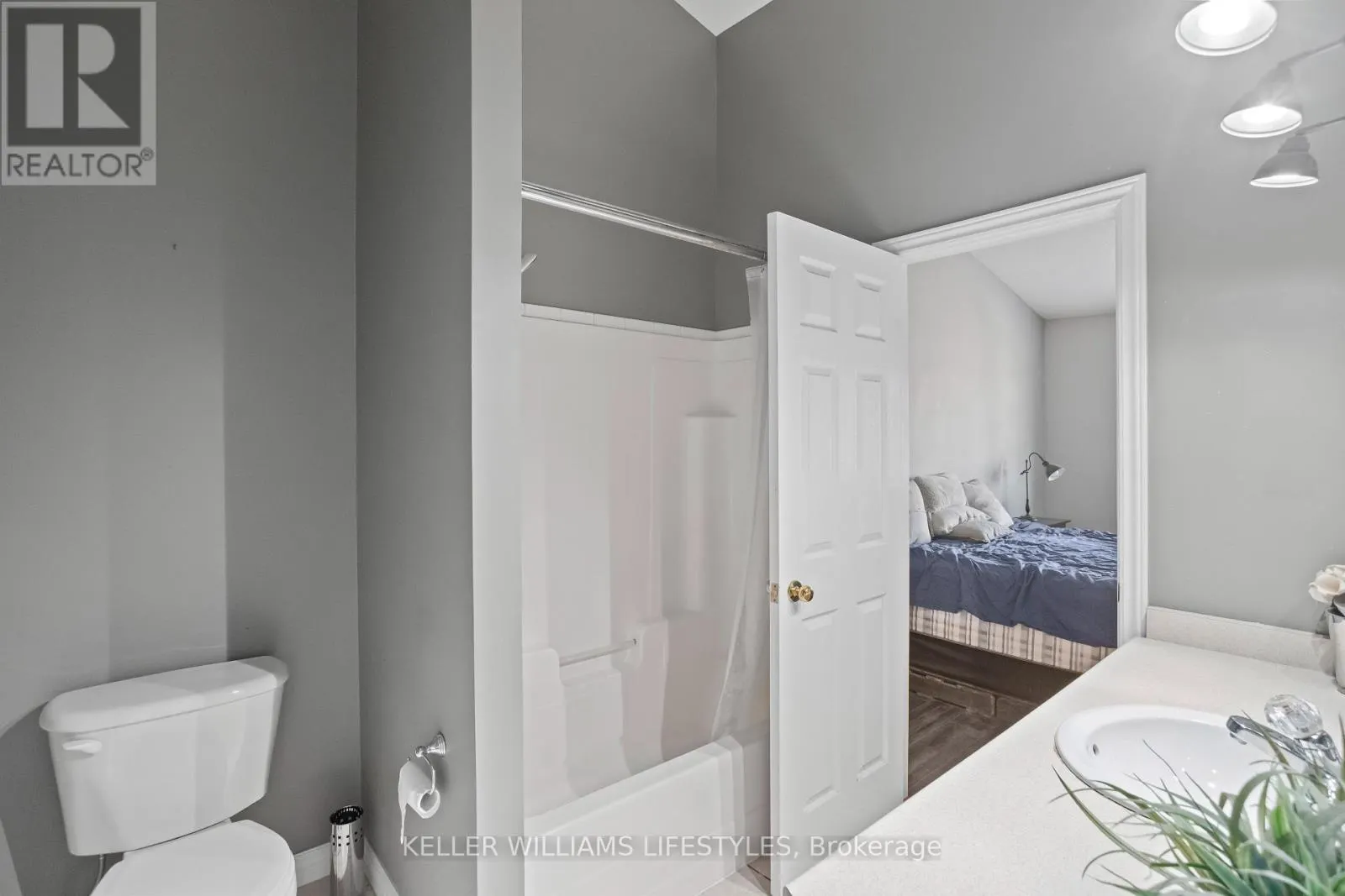 6 - 624 WILLIAM STREET, #6