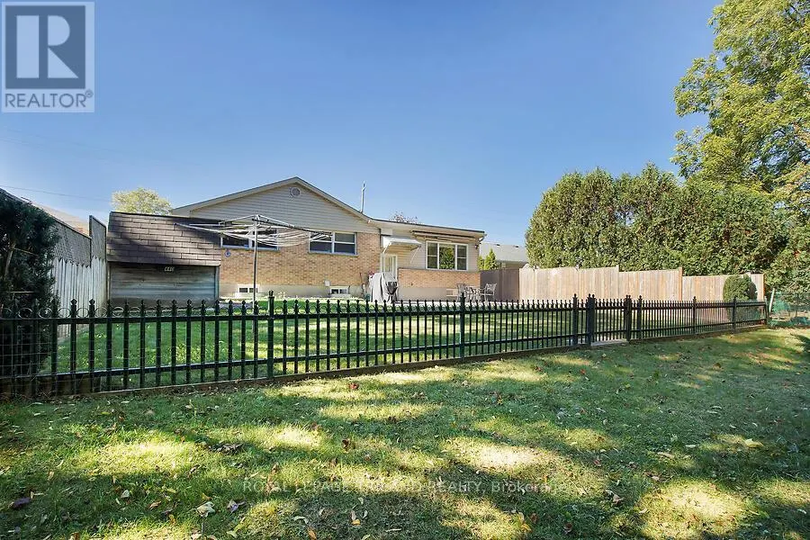 440 BEACHWOOD AVENUE