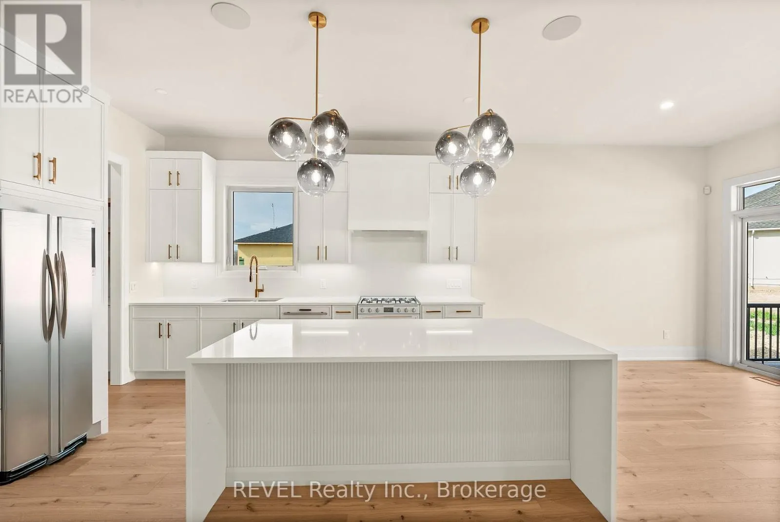 15 OAKLEY DRIVE