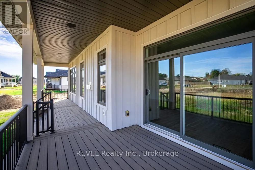 15 OAKLEY DRIVE