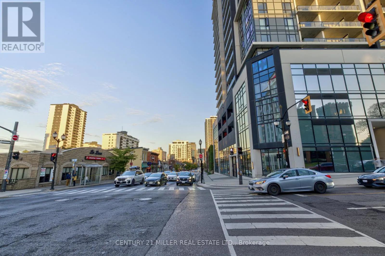 1009 - 15 QUEEN . STREET S