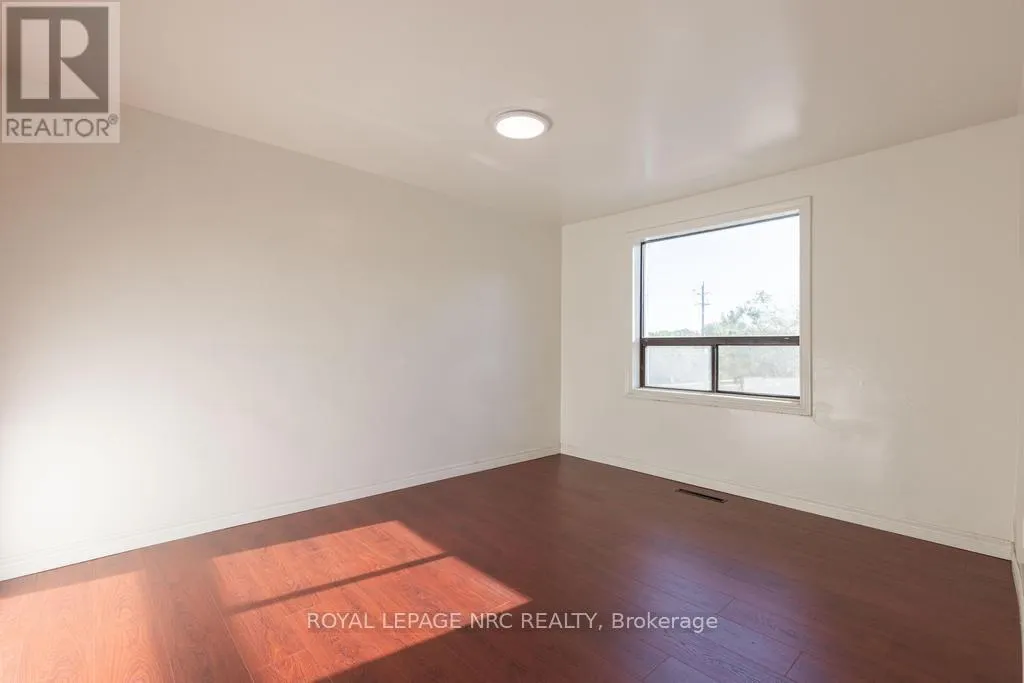 UNIT 5 - 389 ELIZABETH STREET
